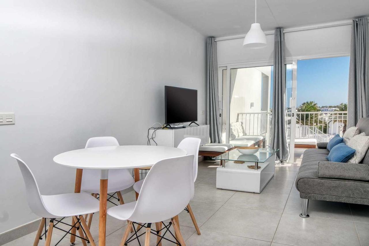Sunset View Modern Private Poolside Apartment Costa Teguise Bagian luar foto